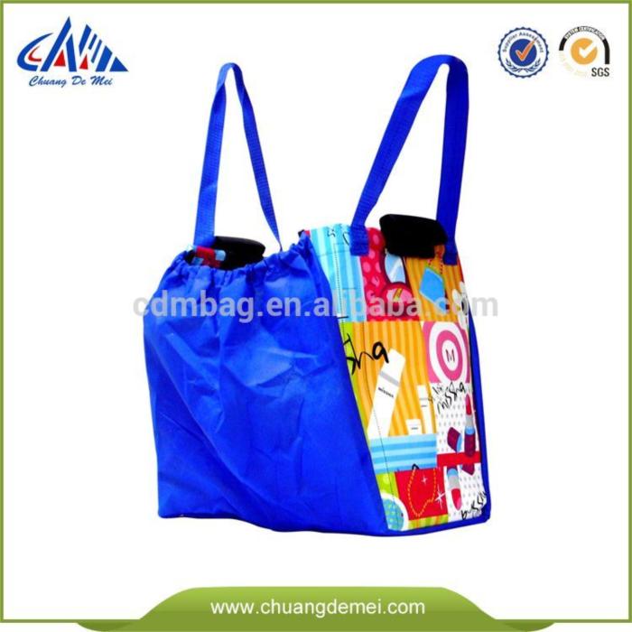 Market shopping bag or grocery bag